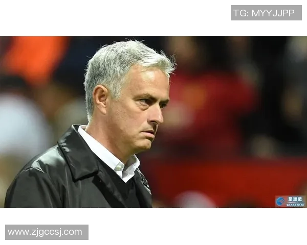 足球明星内维尔的职业生涯与成就解析及其对足球的影响