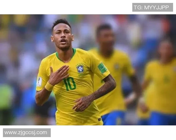 顶级足球明星背后的俱乐部故事与成就解析