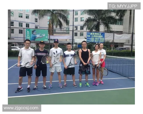 深圳网球队实力揭秘:网球巨献背后的故事与成就 深圳网球队实力揭秘:网球巨献背后的故事与成就