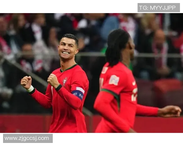 荷兰足球明星在世界杯赛场上的辉煌历程与精彩瞬间回顾