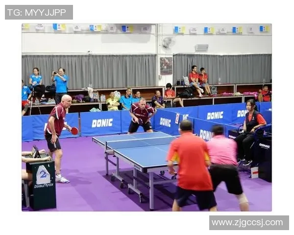 重庆乒乓球队在大师赛中的默契配合与战术分析探讨