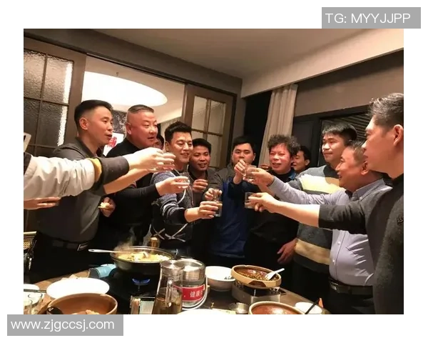 足球明星欢聚一堂举杯庆祝精彩瞬间视频回顾 足球明星欢聚一堂举杯庆祝精彩瞬间视频回顾